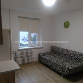Продам квартиру, Юбилейный просп. , 1  ком., 11.20 м², капитальный ремонт