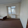 Продам квартиру, Золочевская ул. , 3 кім., 66 м², советский ремонт 