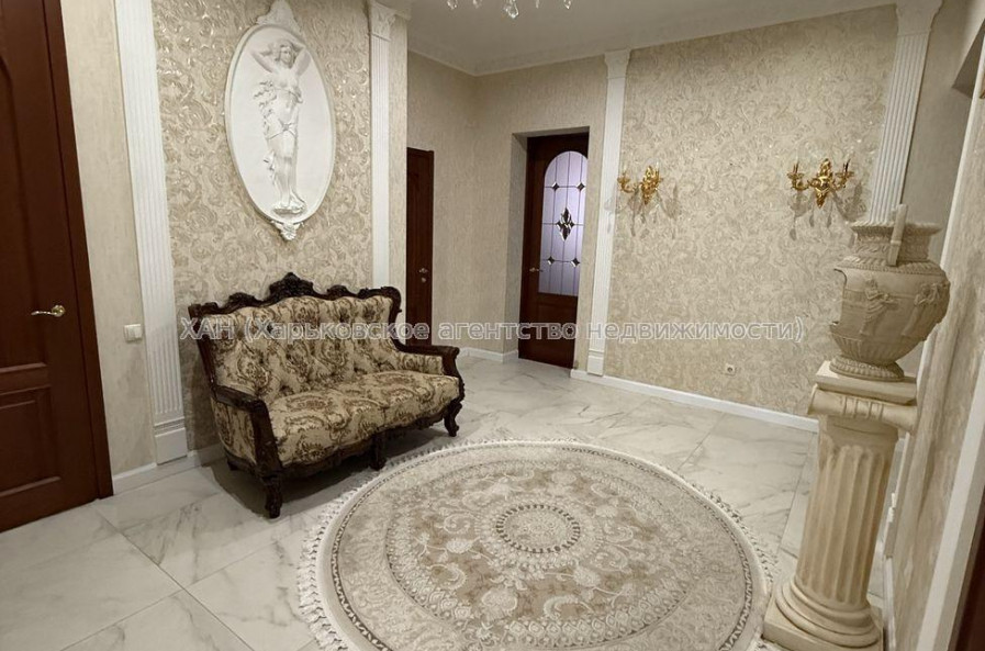 Продам квартиру, Майка Йохансена ул. , 4  ком., 160 м², евроремонт 