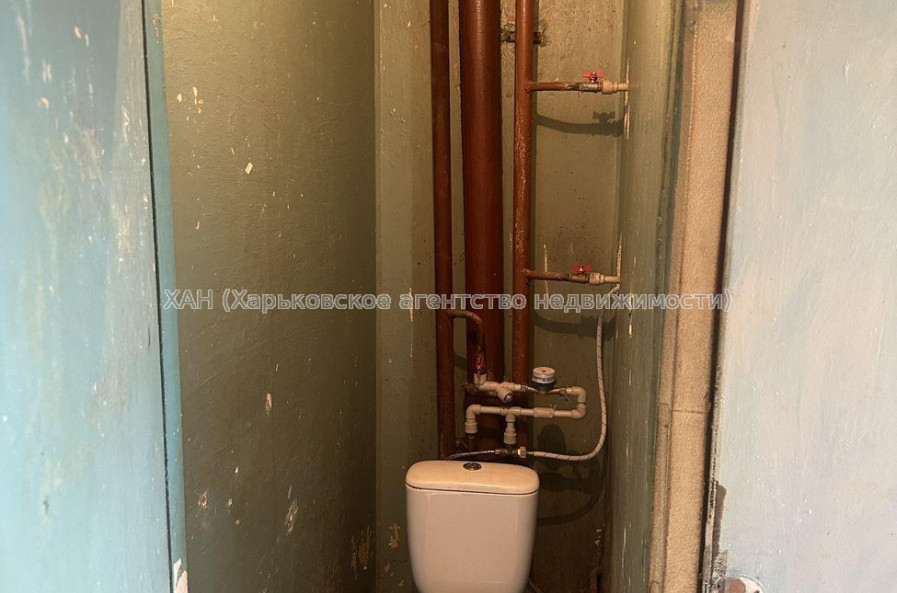 Продам квартиру, Салтовское шоссе , 2 кім., 46 м², без ремонта 