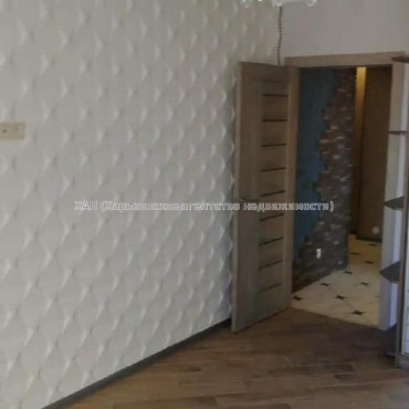 Продам квартиру, Лисаветинская ул. , 2 кім., 70 м², капитальный ремонт 