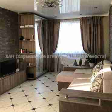 Продам квартиру, Лисаветинская ул. , 2 кім., 70 м², капитальный ремонт 