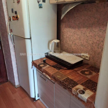 Продам квартиру, Зерновой пер. , 1 кім., 24 м², косметический ремонт 