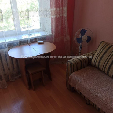 Продам квартиру, Зерновой пер. , 1 кім., 24 м², косметический ремонт 