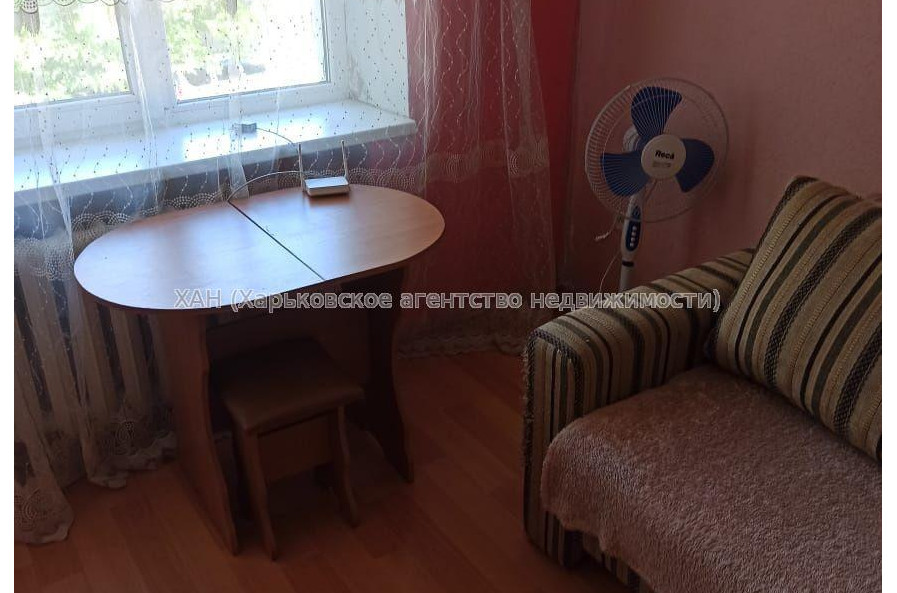 Продам квартиру, Зерновой пер. , 1 кім., 24 м², косметический ремонт 