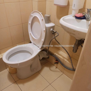 Продам квартиру, Зерновой пер. , 1 кім., 24 м², косметический ремонт 