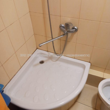 Продам квартиру, Зерновой пер. , 1 кім., 24 м², косметический ремонт 