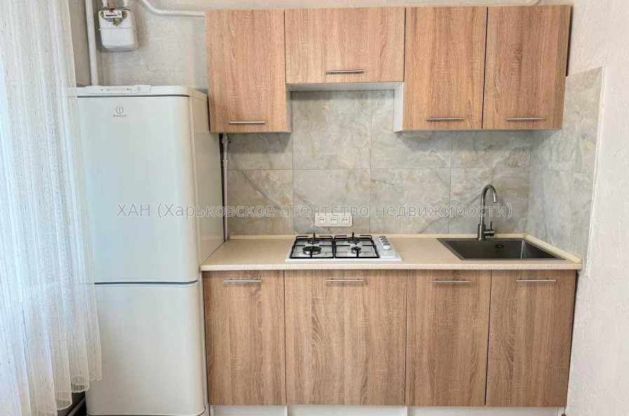 Продам квартиру, Байрона пр-т , 2 кім., 44.80 м², косметический ремонт 