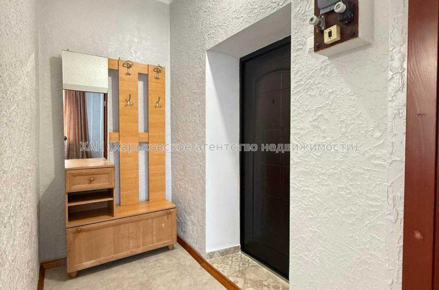 Продам квартиру, Байрона пр-т , 2 кім., 44.80 м², косметический ремонт 