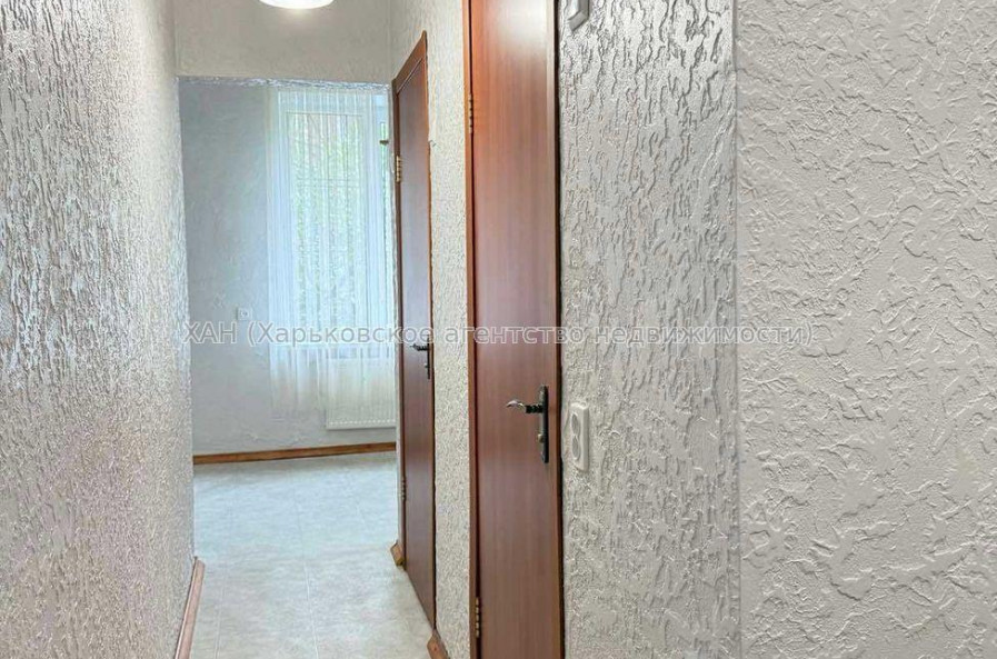Продам квартиру, Байрона пр-т , 2 кім., 44.80 м², косметический ремонт 
