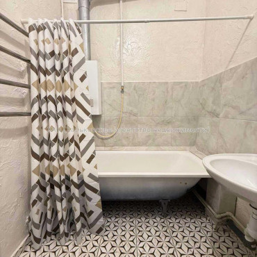 Продам квартиру, Байрона пр-т , 2 кім., 44.80 м², капитальный ремонт 