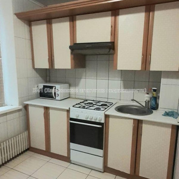 Продам квартиру, Валентиновская ул. , 1 кім., 33 м², евроремонт 