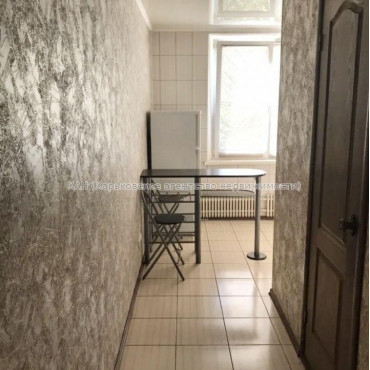 Продам квартиру, Валентиновская ул. , 1 кім., 33 м², евроремонт 