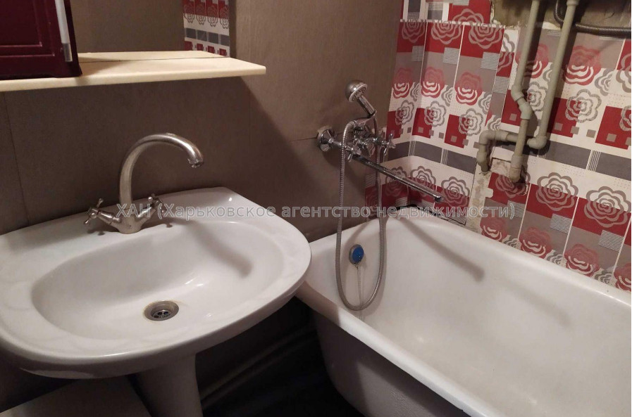 Продам квартиру, Рыбасовская ул. , 1  ком., 38.50 м², косметический ремонт 