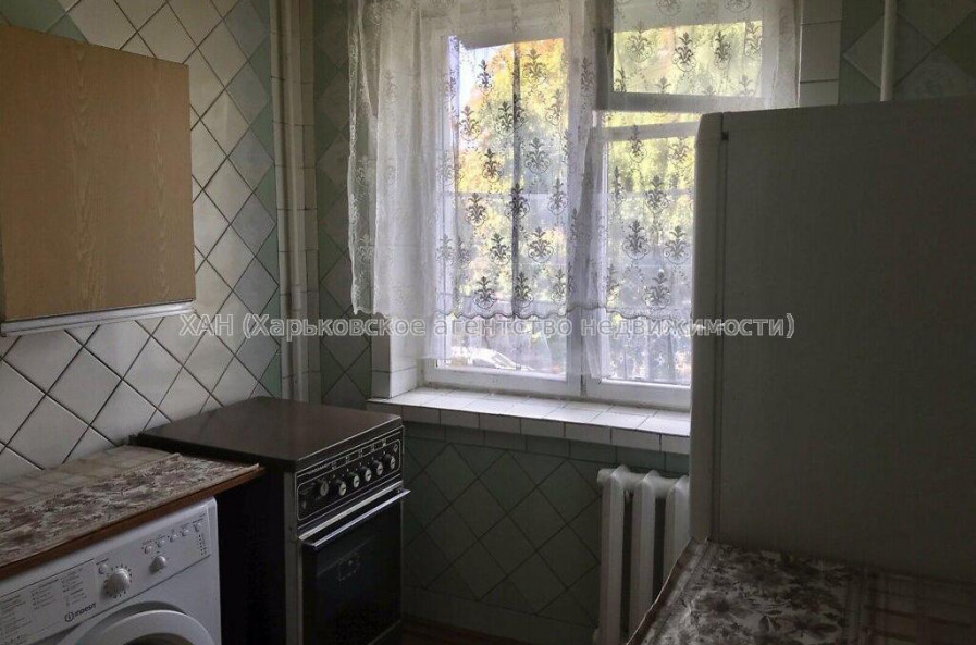 Продам квартиру, Тракторостроителей просп. , 2  ком., 44 м², советский ремонт 