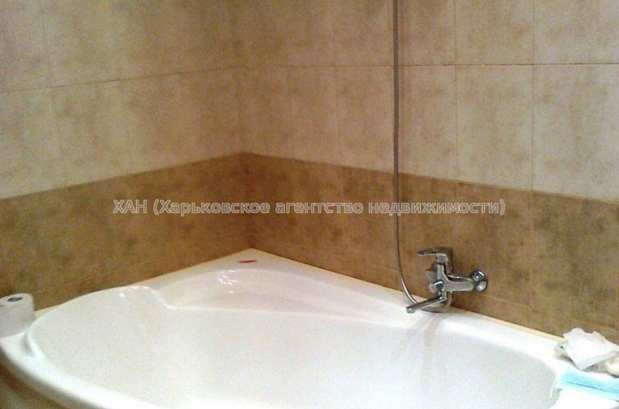 Продам квартиру, 1  ком., 49.80 м², советский ремонт 
