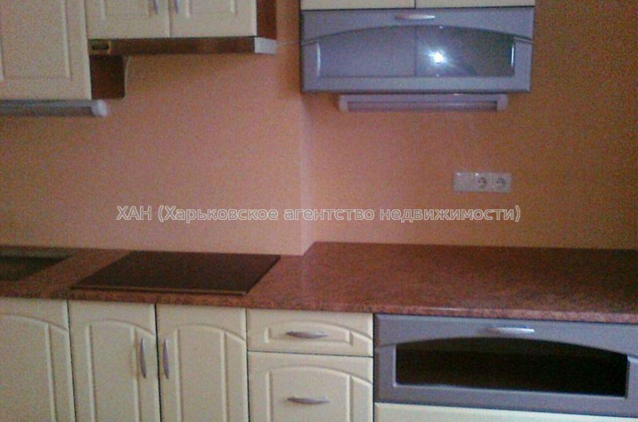 Продам квартиру, 1  ком., 49.80 м², советский ремонт 