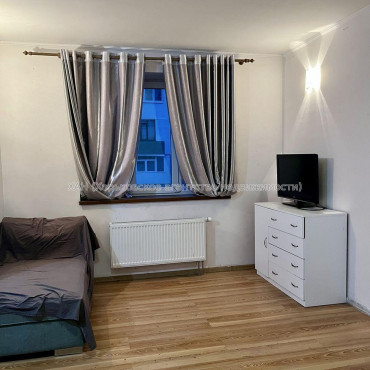 Продам квартиру, Дача 55 ул. , 1 кім., 49.80 м², евроремонт 