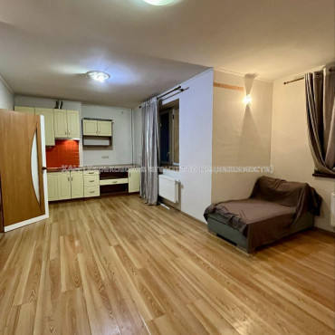 Продам квартиру, Дача 55 ул. , 1 кім., 49.80 м², евроремонт 