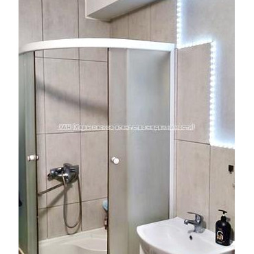 Продам нежитлову нерухомість, салон красоты , 142.70 м², капитальный ремонт 