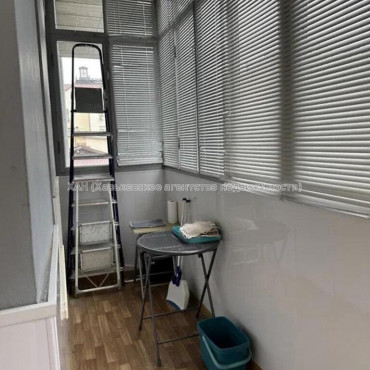 Продам квартиру, Максимилиановская ул. , 5  ком., 98.90 м², евроремонт 