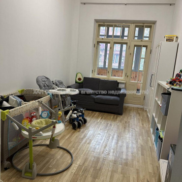 Продам квартиру, Максимилиановская ул. , 5  ком., 98.90 м², евроремонт  - фото 6 Продам квартиру, Максимилиановская ул. , 5  ком., 98.90 м², евроремонт