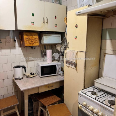 Продам квартиру, Мирная ул. , 2  ком., 31.60 м², советский ремонт 