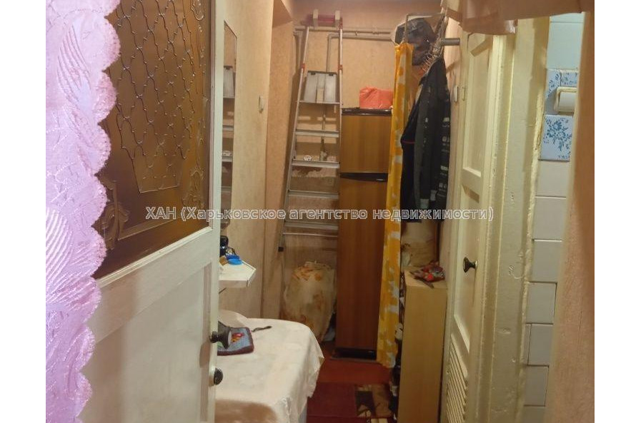 Продам квартиру, Мирная ул. , 2 кім., 31.60 м², советский ремонт 