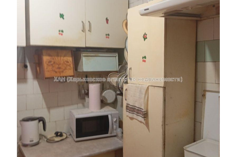Продам квартиру, Мирная ул. , 2 кім., 31.60 м², советский ремонт 
