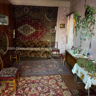 Продам квартиру, Мирная ул. , 2  ком., 31.60 м², советский ремонт 