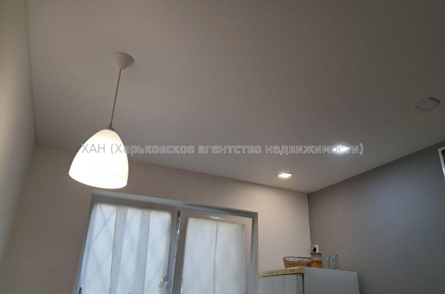 Продам квартиру, Салтовское шоссе , 3 кім., 64 м², косметический ремонт 