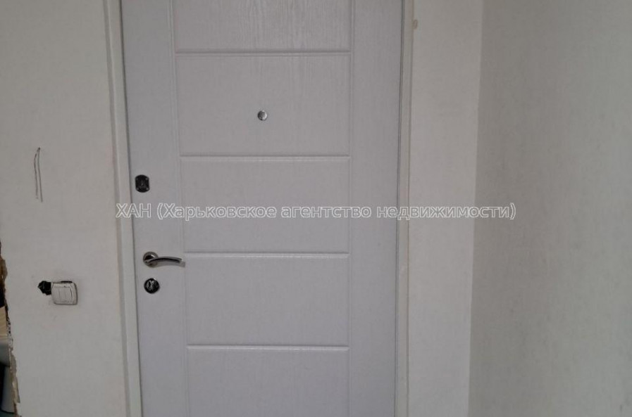 Продам квартиру, Салтовское шоссе , 3 кім., 64 м², косметический ремонт 
