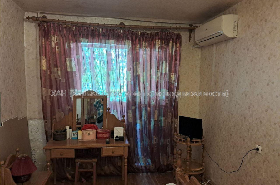 Продам квартиру, Салтовское шоссе , 3 кім., 64 м², косметический ремонт 