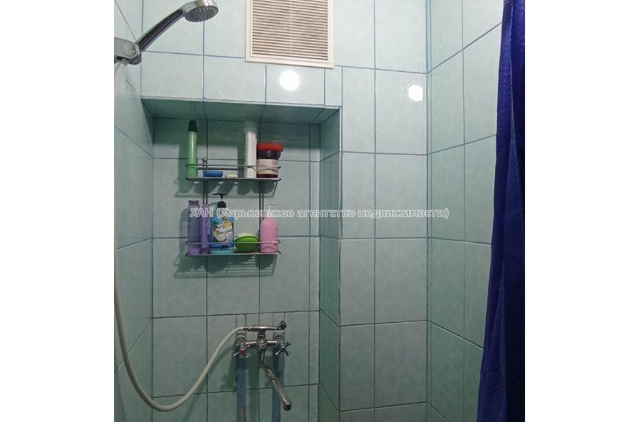 Продам квартиру, Александровский просп. , 1  ком., 17.50 м², косметический ремонт 