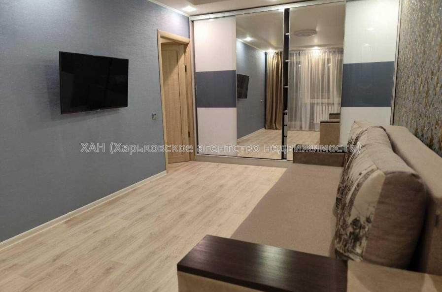 Продам квартиру, Познанская ул. , 2 кім., 45 м², евроремонт 