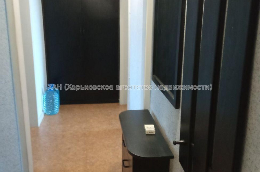 Продам квартиру, Аэрокосмический пр. , 2 кім., 44 м², косметический ремонт 