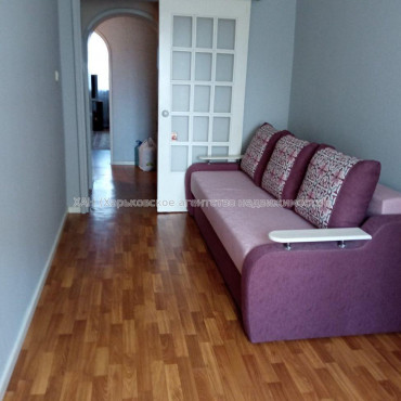 Продам квартиру, Аэрокосмический пр. , 2 кім., 44 м², косметический ремонт 