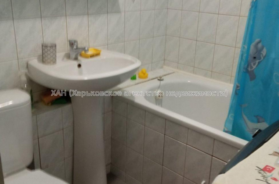 Продам квартиру, Аэрокосмический пр. , 2 кім., 44 м², косметический ремонт 