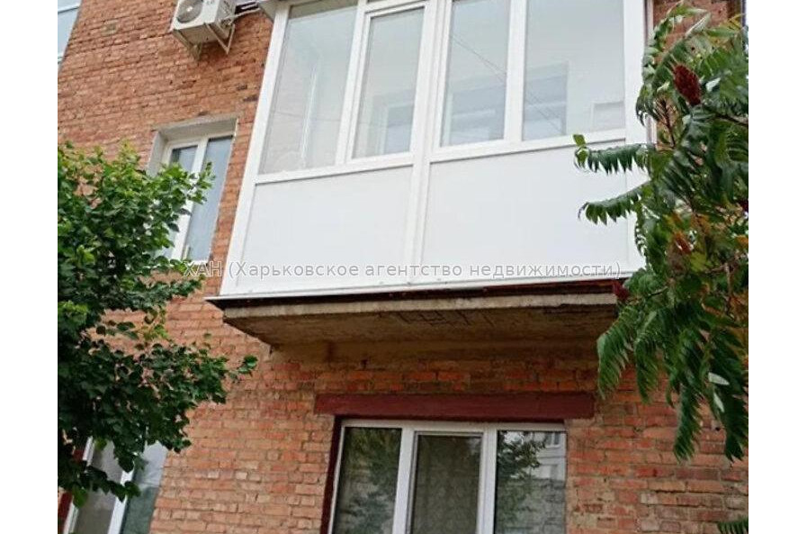 Продам квартиру, Любови Малой  просп. , 1  ком., 34 м², капитальный ремонт 