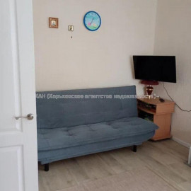 Продам квартиру, Любови Малой  просп. , 1  ком., 34 м², капитальный ремонт