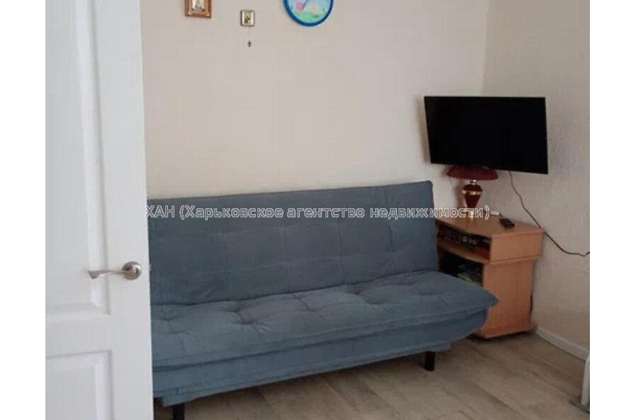 Продам квартиру, Любови Малой  просп. , 1  ком., 34 м², капитальный ремонт 