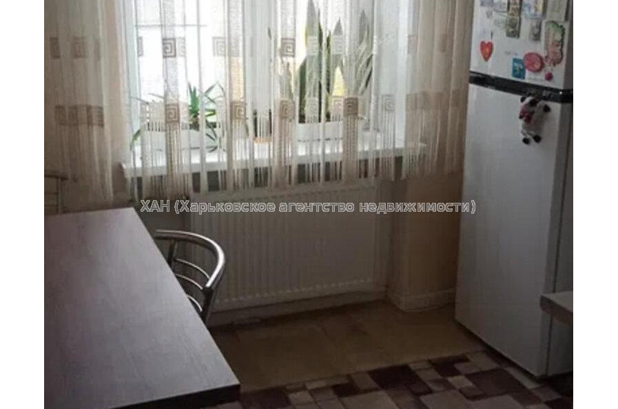 Продам квартиру, Любови Малой  просп. , 1  ком., 34 м², капитальный ремонт 