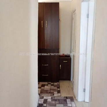 Продам квартиру, Любови Малой  просп. , 1 кім., 34 м², капитальный ремонт 