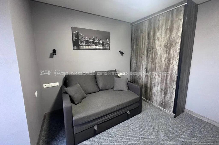 Продам квартиру, Власенко ул. , 2  ком., 42.50 м², евроремонт 