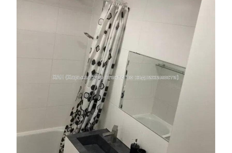 Продам квартиру, Власенко ул. , 2  ком., 42.50 м², евроремонт 