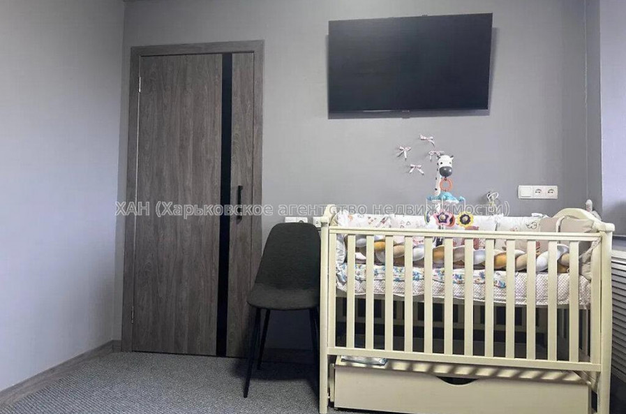 Продам квартиру, Власенко ул. , 2  ком., 42.50 м², евроремонт 