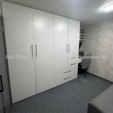 Продам квартиру, Власенко ул. , 2 кім., 42.50 м², евроремонт 