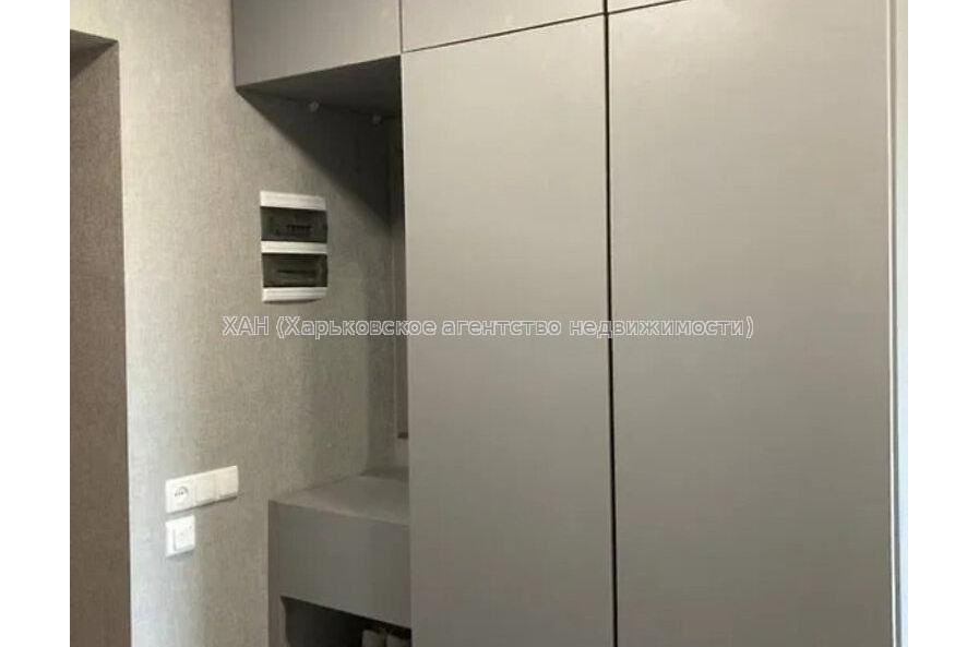 Продам квартиру, Власенко ул. , 2  ком., 42.50 м², евроремонт 
