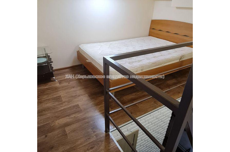 Продам квартиру, Гвардейцев Широнинцев ул. , 1  ком., 37.50 м², евроремонт 