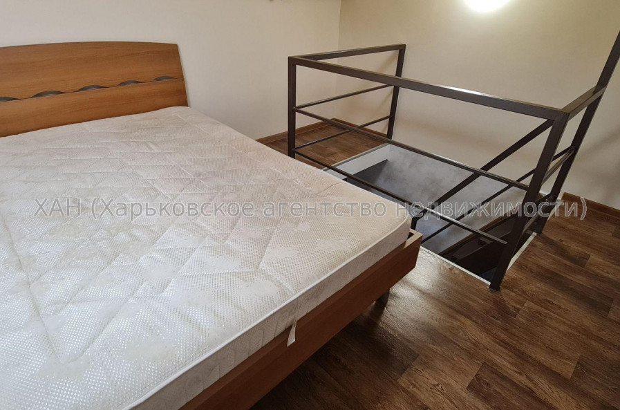 Продам квартиру, Гвардейцев Широнинцев ул. , 1  ком., 37.50 м², евроремонт 